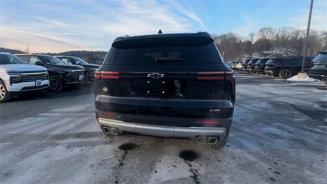 New 2026 Chevrolet Traverse Z71 w/ LPO, Floor Liner Package image 7