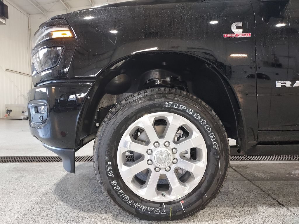 New 2026 RAM 2500 Laramie AWD/4WD image 16