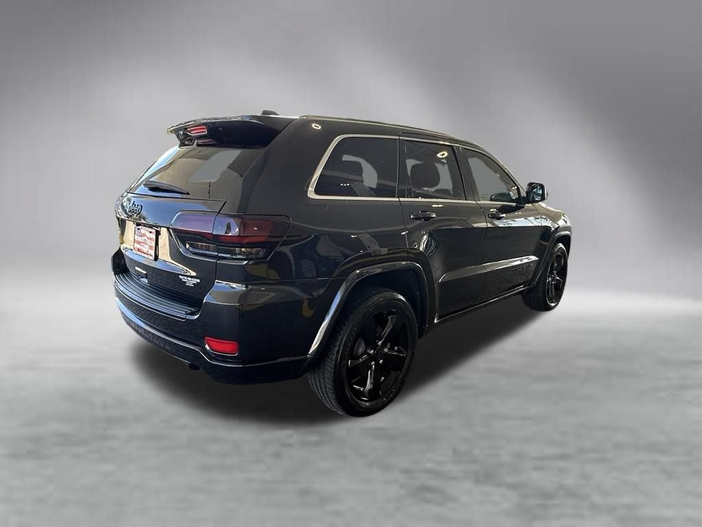 Used 2015 Jeep Grand Cherokee Altitude RWD image 4