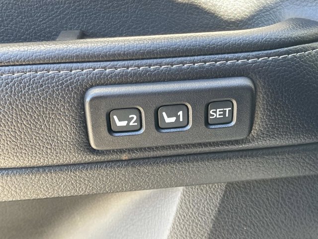 Used 2019 Toyota 4Runner Limited AWD/4WD image 29