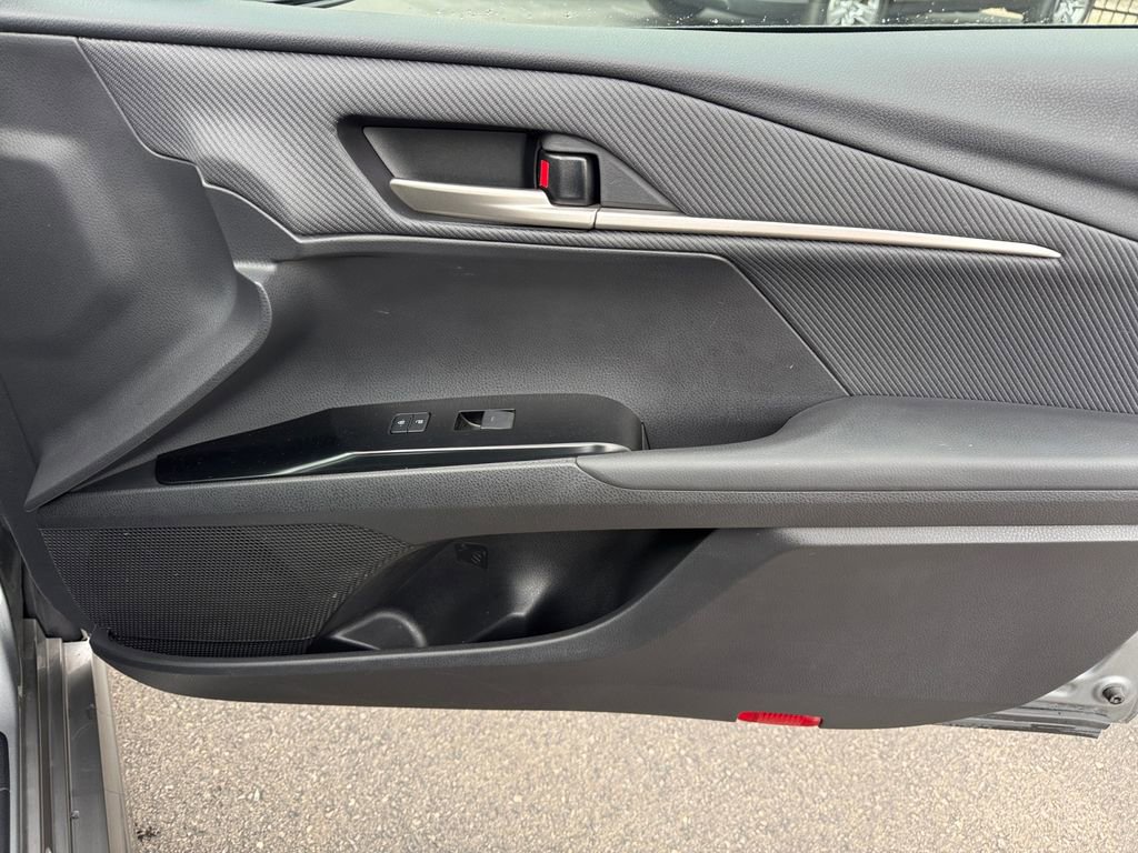 Certified 2025 Toyota Camry SE w/ Convenience Package AWD/4WD image 19