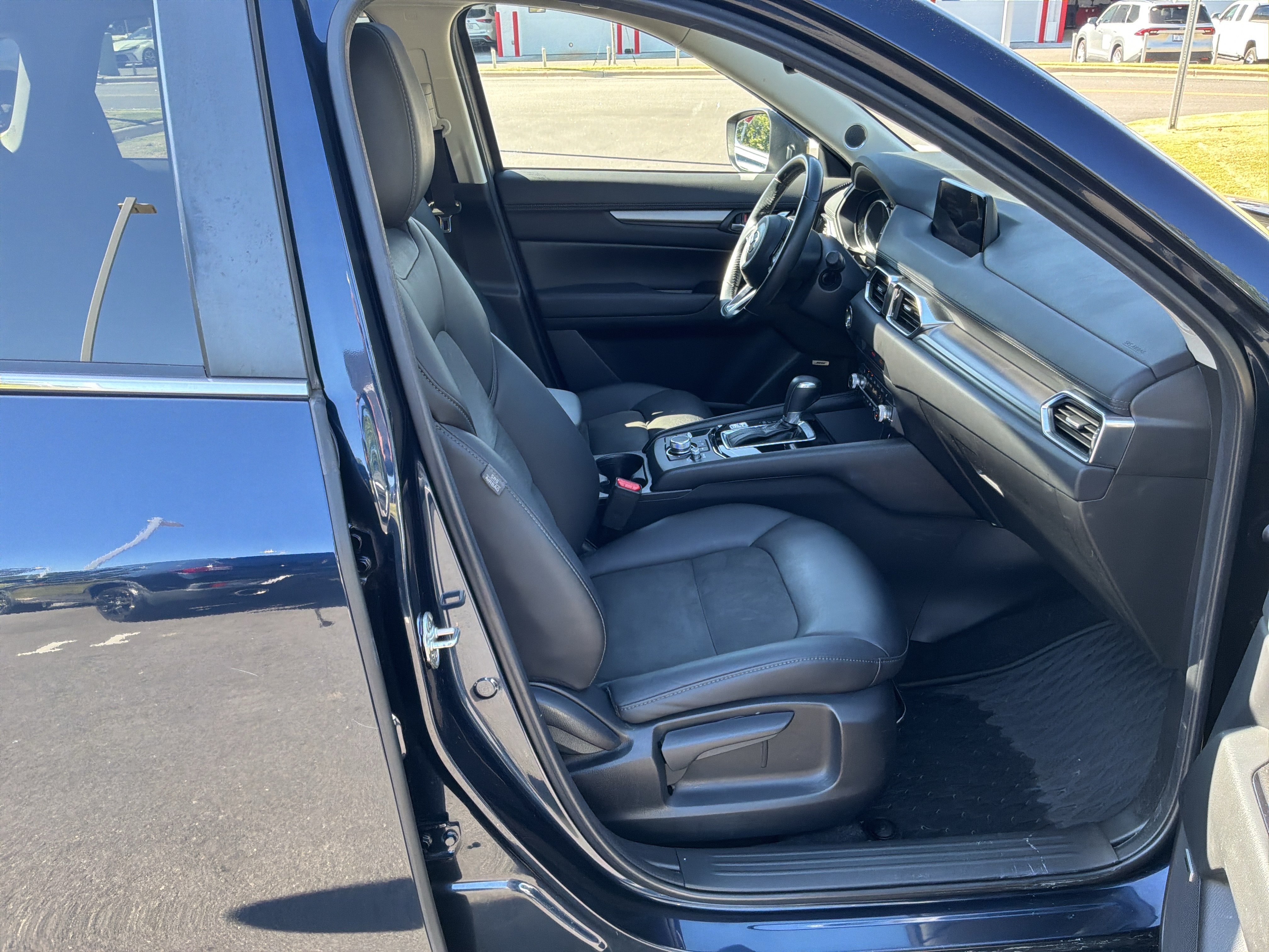 Used 2020 MAZDA CX-5 Touring FWD image 33