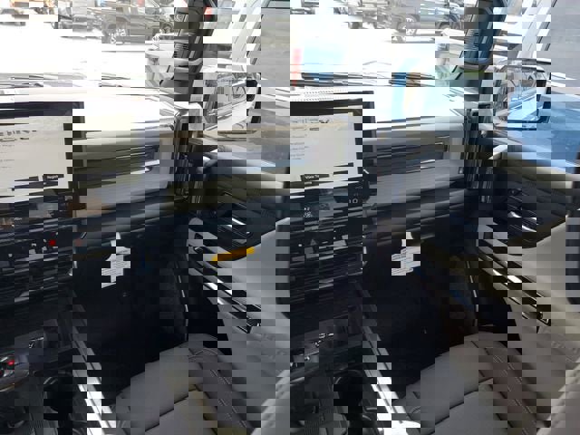 New 2026 GMC Hummer EV 4x4 Crew Cab image 16