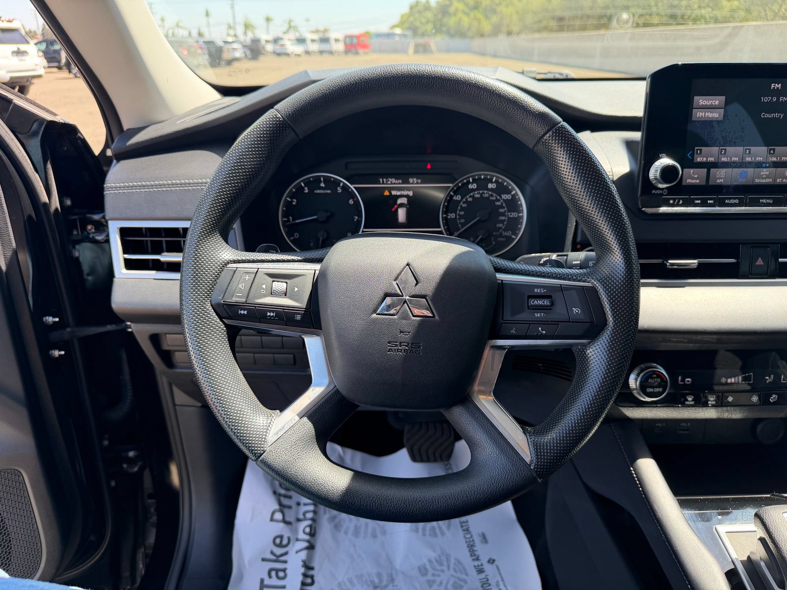 Used 2024 Mitsubishi Outlander ES FWD image 26