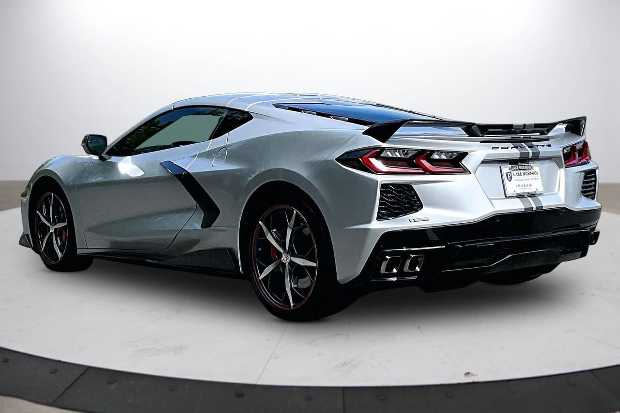 Used 2020 Chevrolet Corvette Stingray Coupe w/ Z51 Performance Package RWD image 7