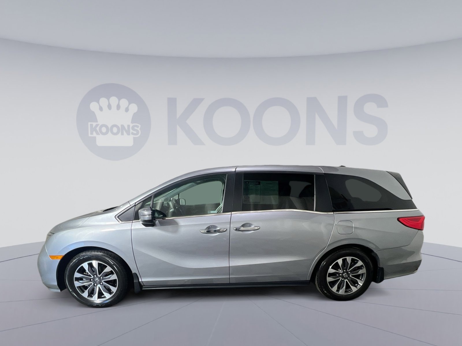 Used 2023 Honda Odyssey EX-L image 2