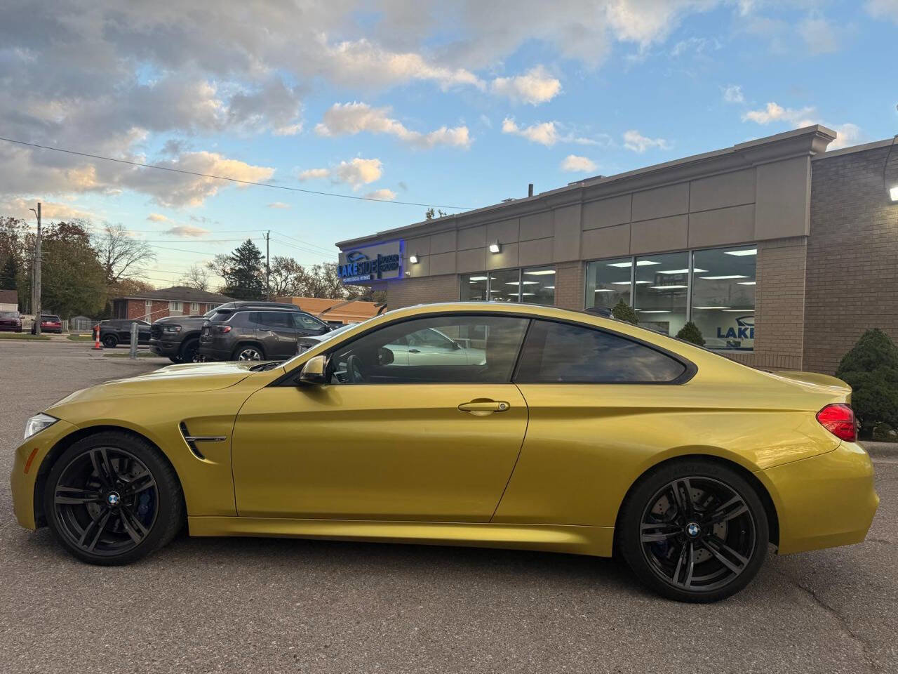 Used 2015 BMW M4 Coupe image 8