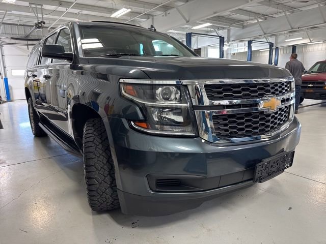 Used 2019 Chevrolet Suburban LT image 30