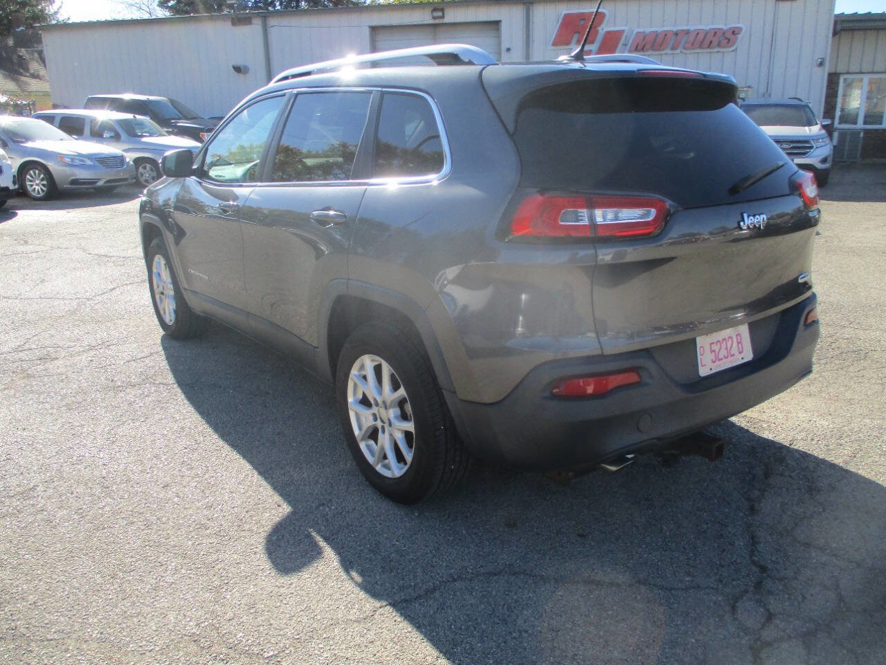 Used 2014 Jeep Cherokee Latitude image 5