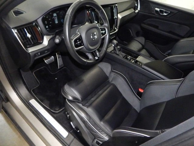 Used 2019 Volvo S60 T6 R-Design AWD/4WD image 14