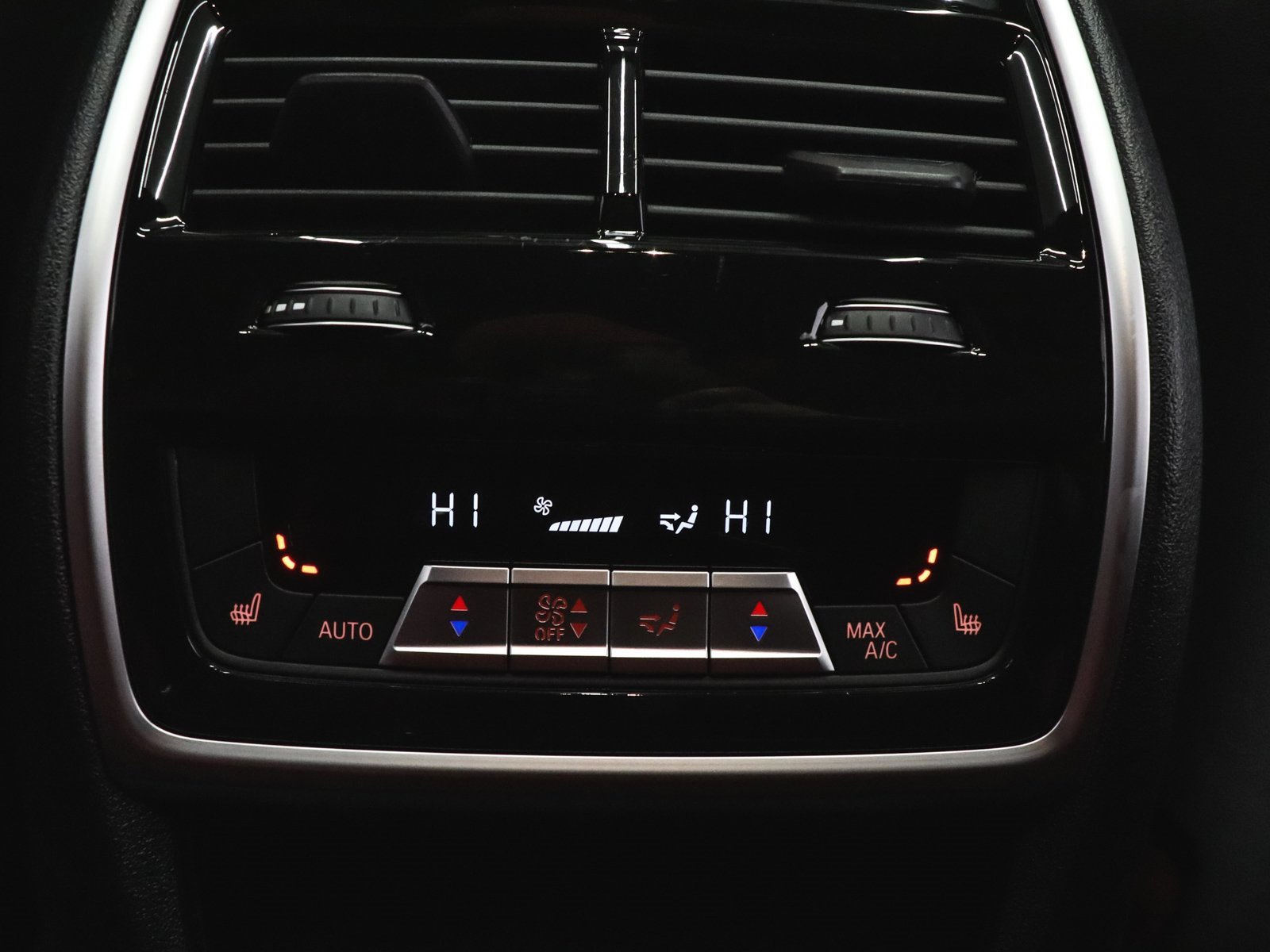 Used 2024 BMW X6 M Competition w/ Executive Package image 52