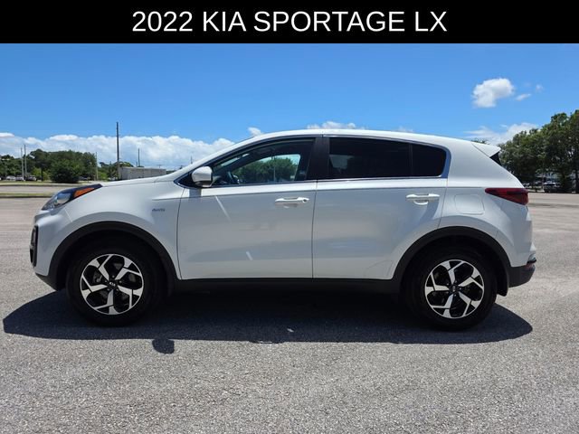 Used 2022 Kia Sportage LX image 6