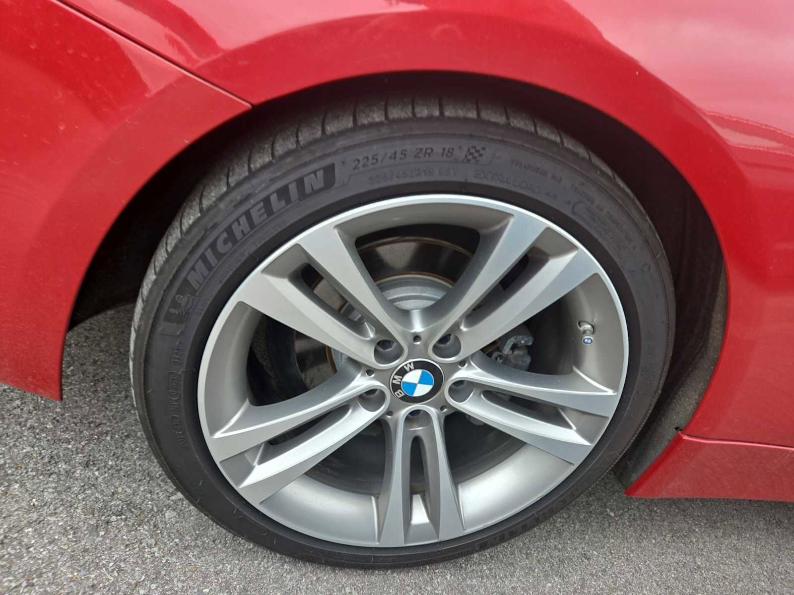 Used 2018 BMW 430i Convertible image 2