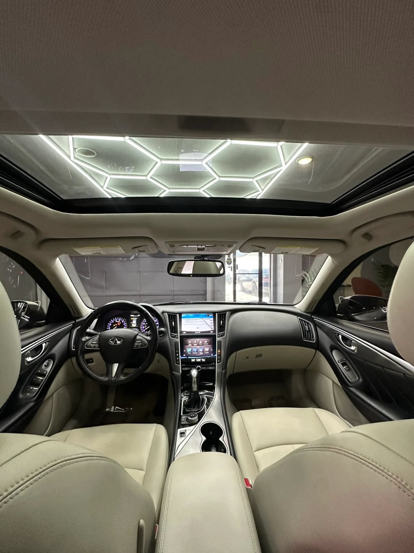 Used 2017 INFINITI Q50 Signature Edition RWD image 23