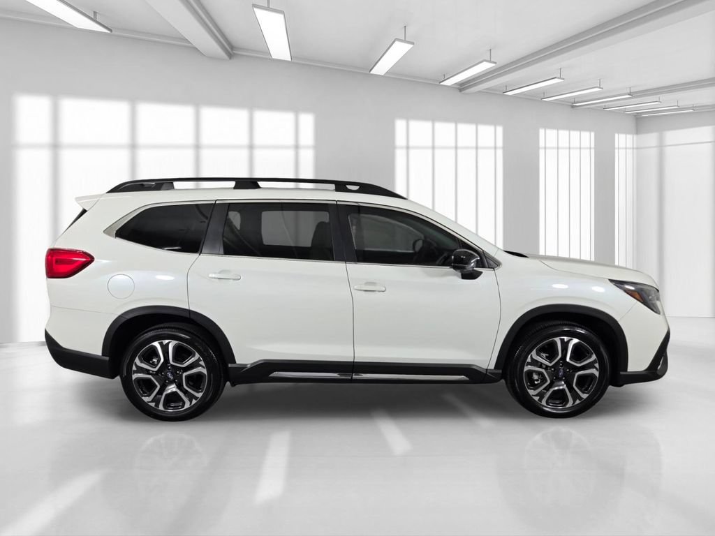 Certified 2024 Subaru Ascent Limited w/ Technology Package AWD/4WD image 9