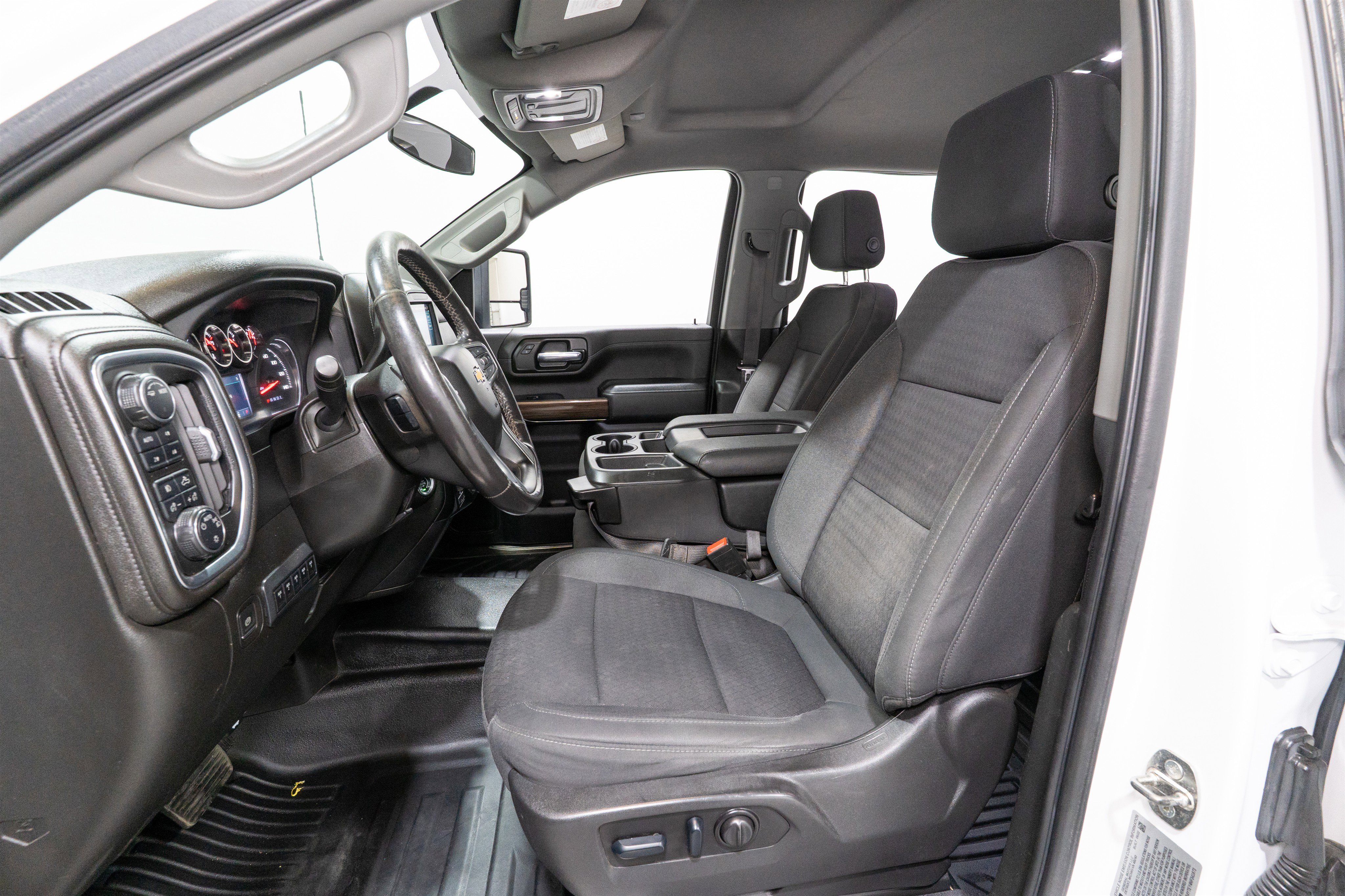 Used 2022 Chevrolet Silverado 3500 LT w/ Convenience Package AWD/4WD image 14