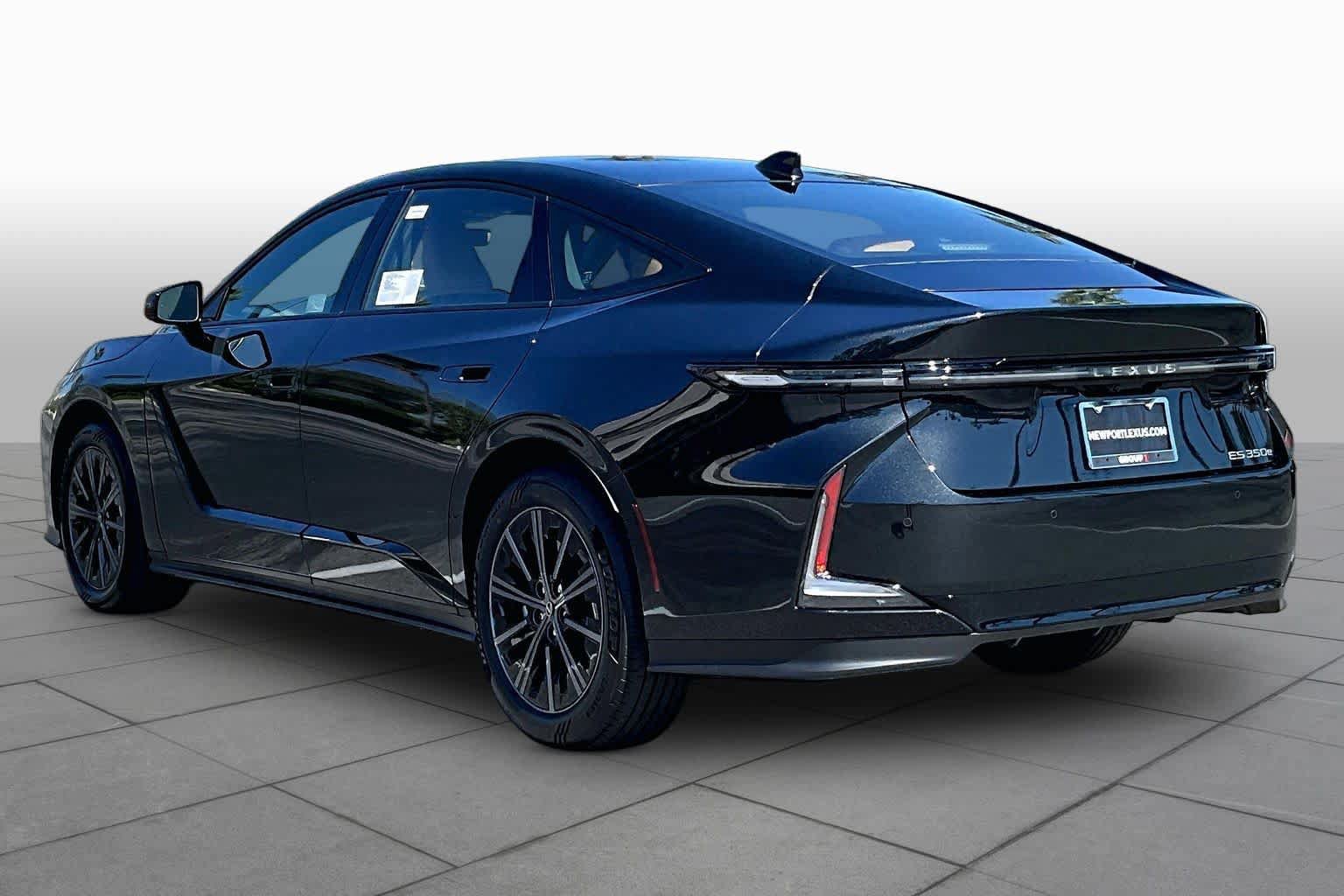 New 2026 Lexus ES 350e FWD image 7