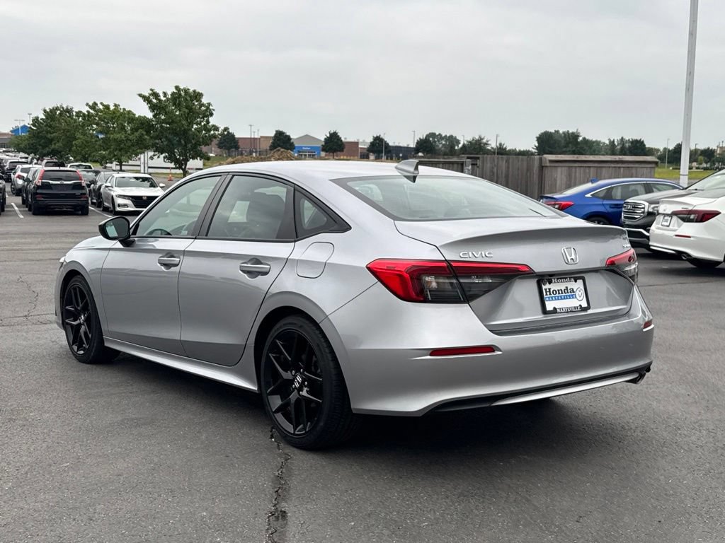Used 2023 Honda Civic Sport image 5
