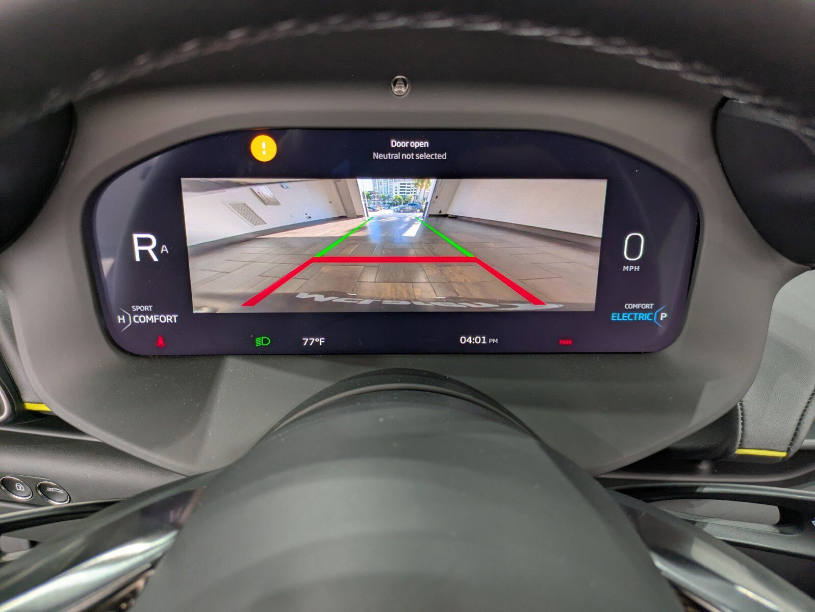 Used 2025 McLaren Artura Spider image 12