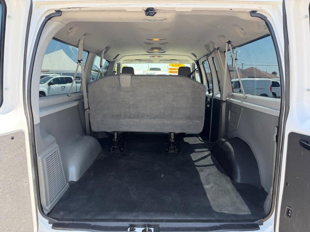 Used 2014 Ford E-150 and Econoline 150 Wagon w/ Power Windows & Locks Group RWD image 33
