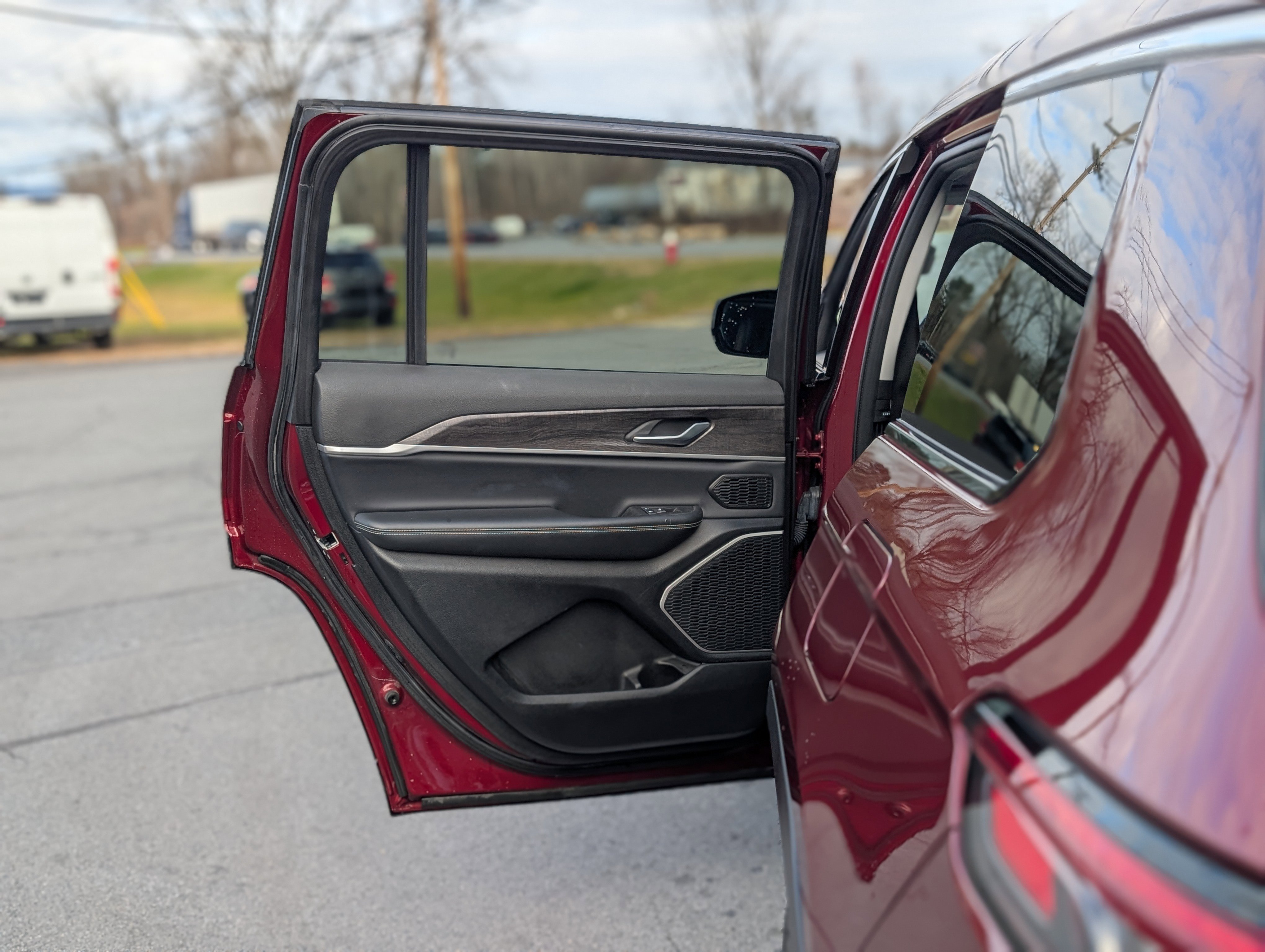 Used 2021 Jeep Grand Cherokee L Limited image 39