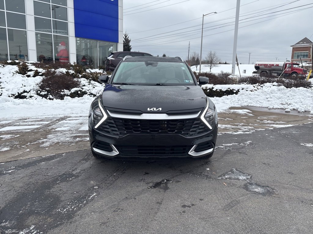 Used 2023 Kia Sportage EX image 2