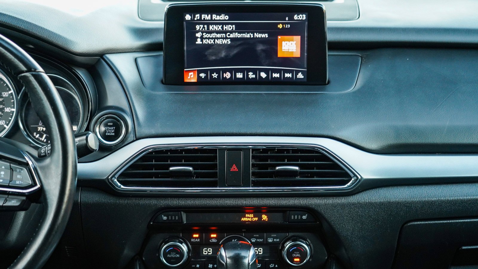 Used 2018 MAZDA CX-9 Touring image 13