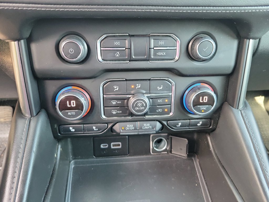 Used 2021 Chevrolet Suburban Z71 AWD/4WD image 22