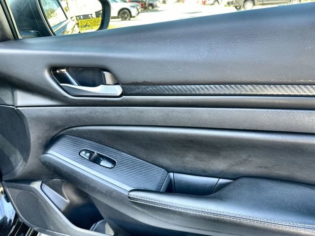 Used 2024 Nissan Altima 2.5 SV image 31