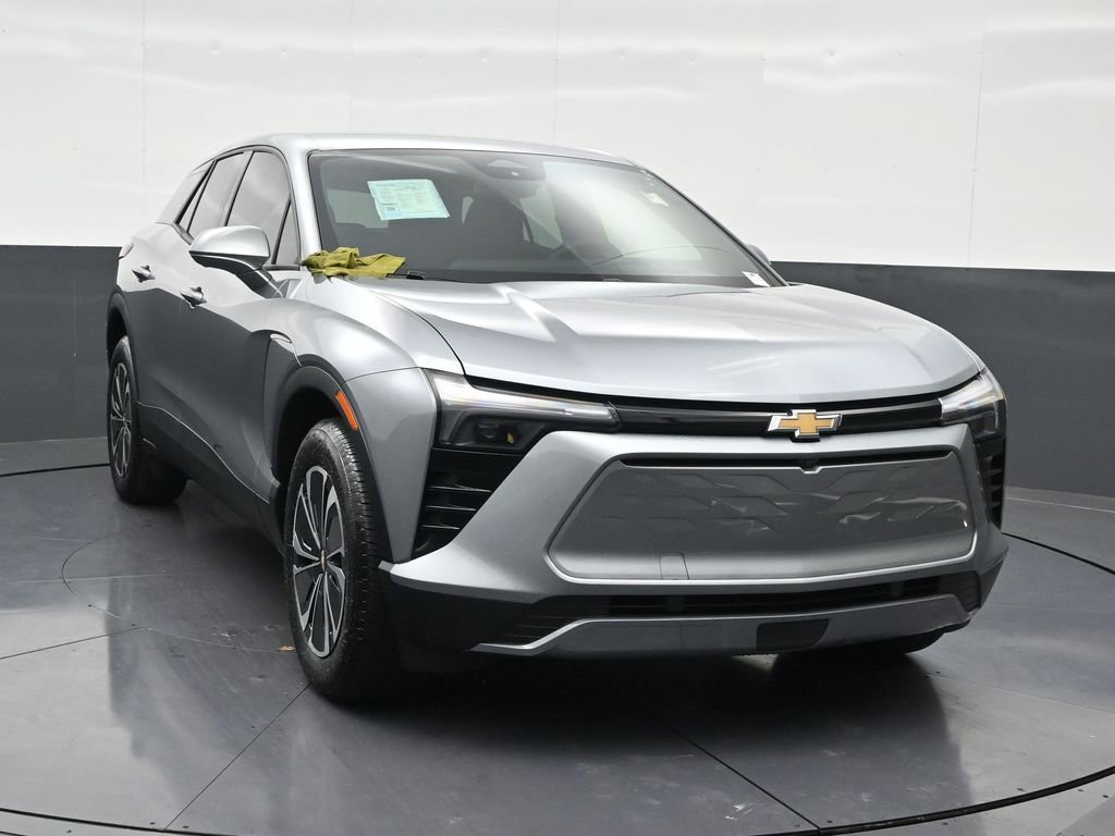 Used 2025 Chevrolet Blazer EV LT image 8