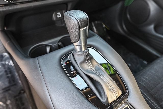 Used 2025 Honda HR-V LX image 27
