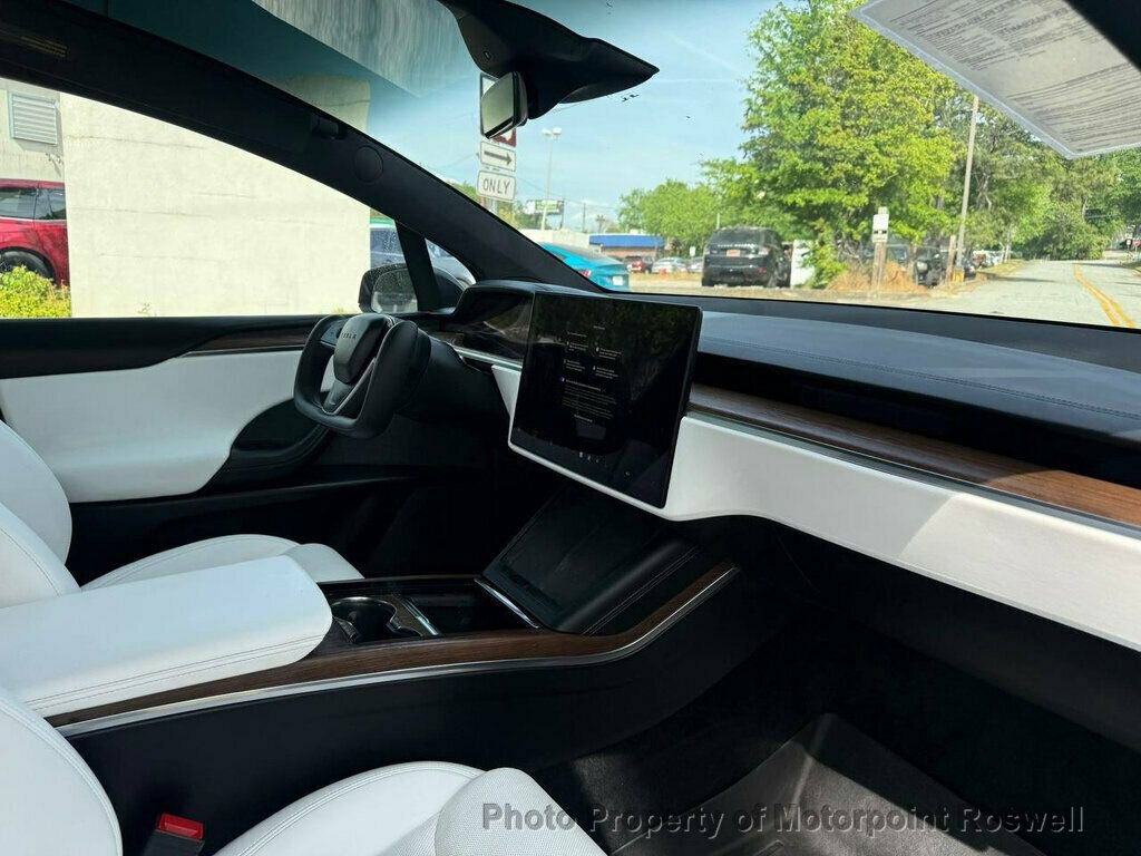 Used 2022 Tesla Model X AWD/4WD image 19