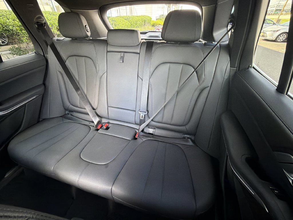 Used 2019 BMW X5 xDrive40i w/ Convenience Package AWD/4WD image 21