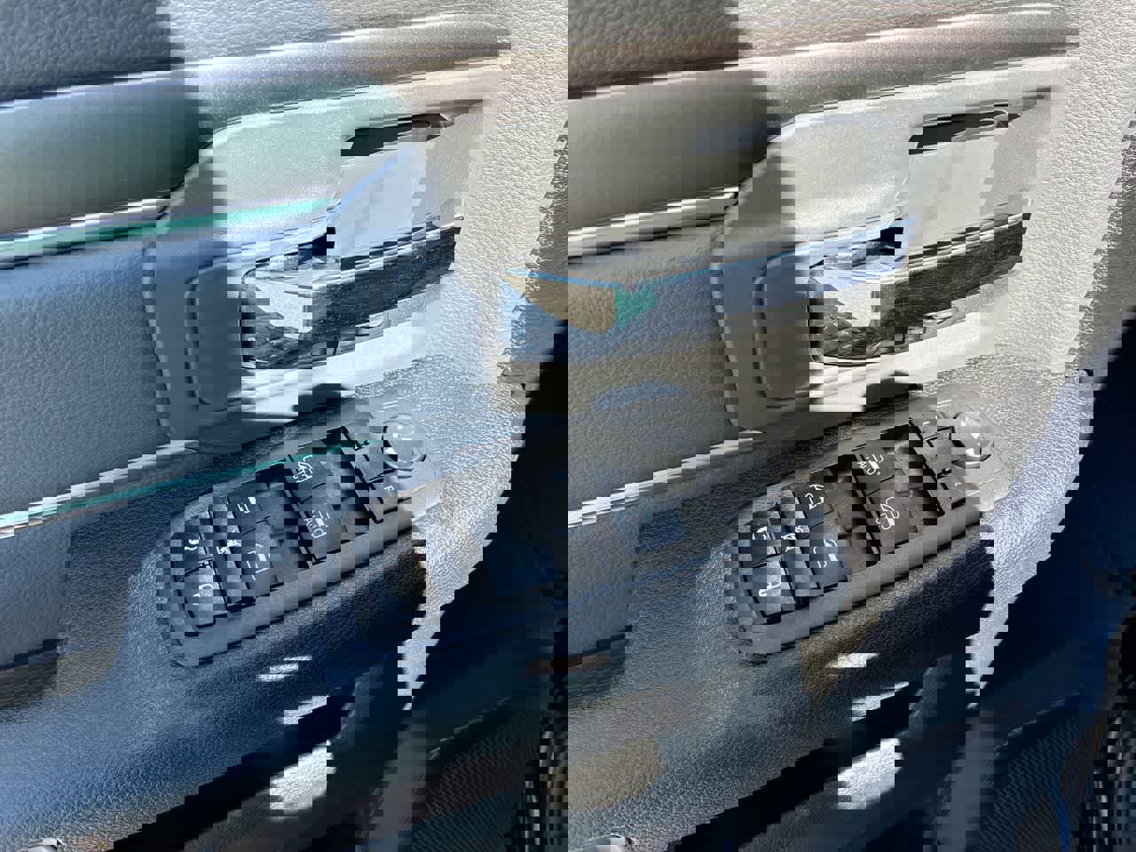 Used 2024 RAM 1500 Classic SLT image 20