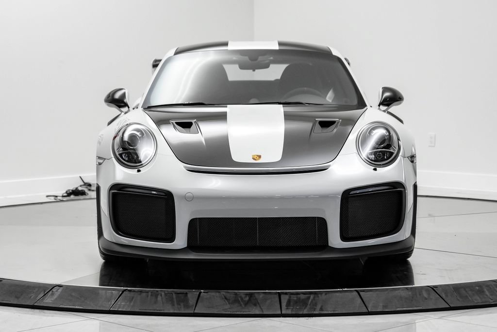 Used 2018 Porsche 911 GT2 RS RWD image 2