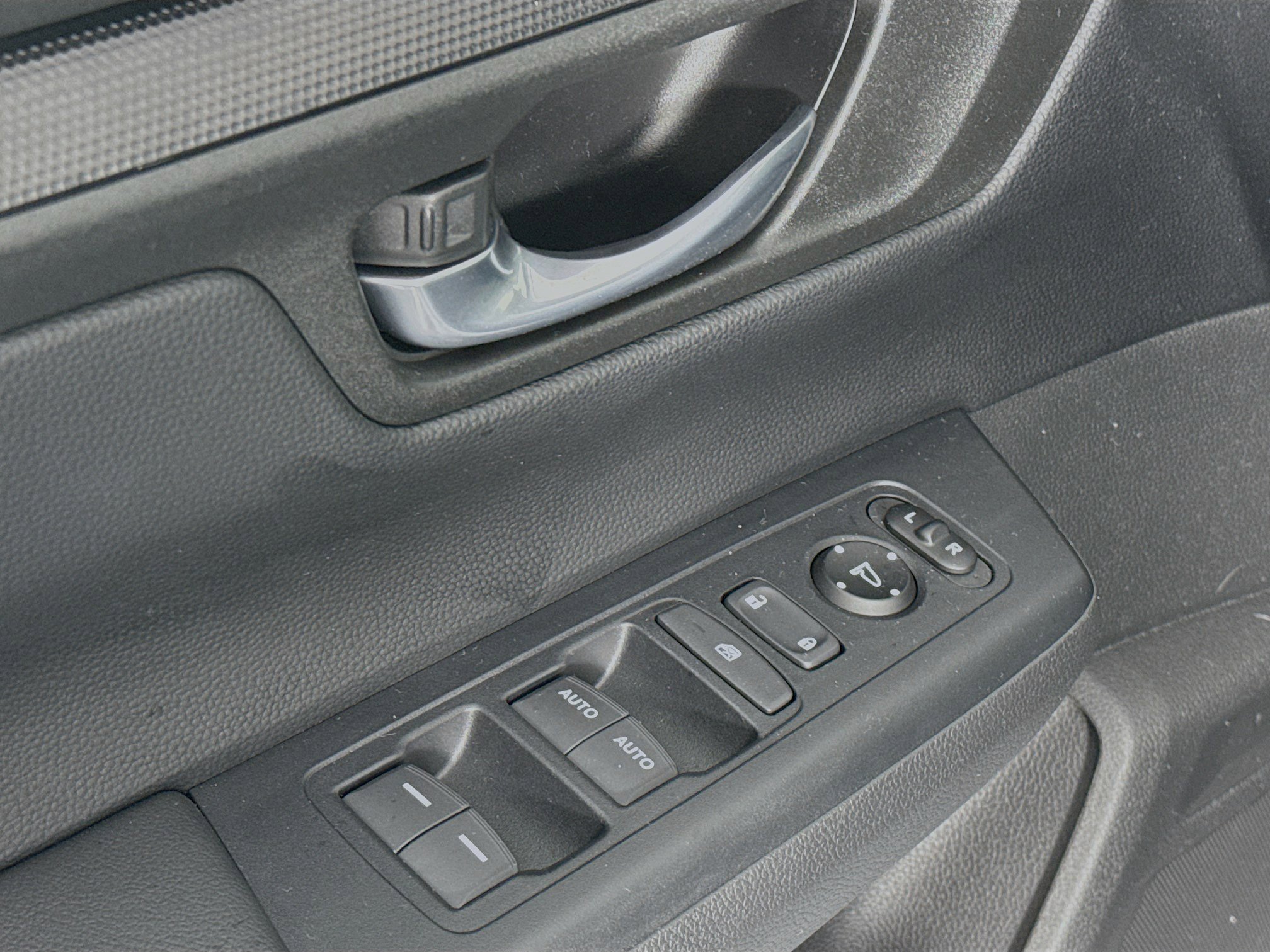 Certified 2023 Honda CR-V Sport image 17