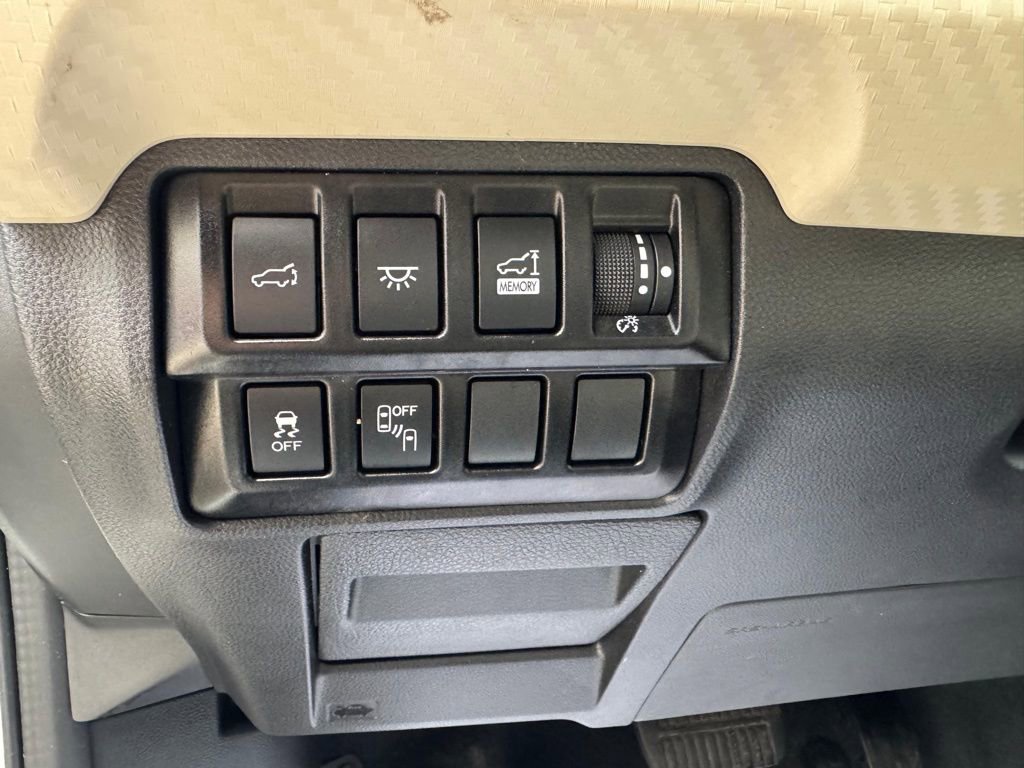 Used 2022 Subaru Ascent Premium w/ Convenience Package AWD/4WD image 13