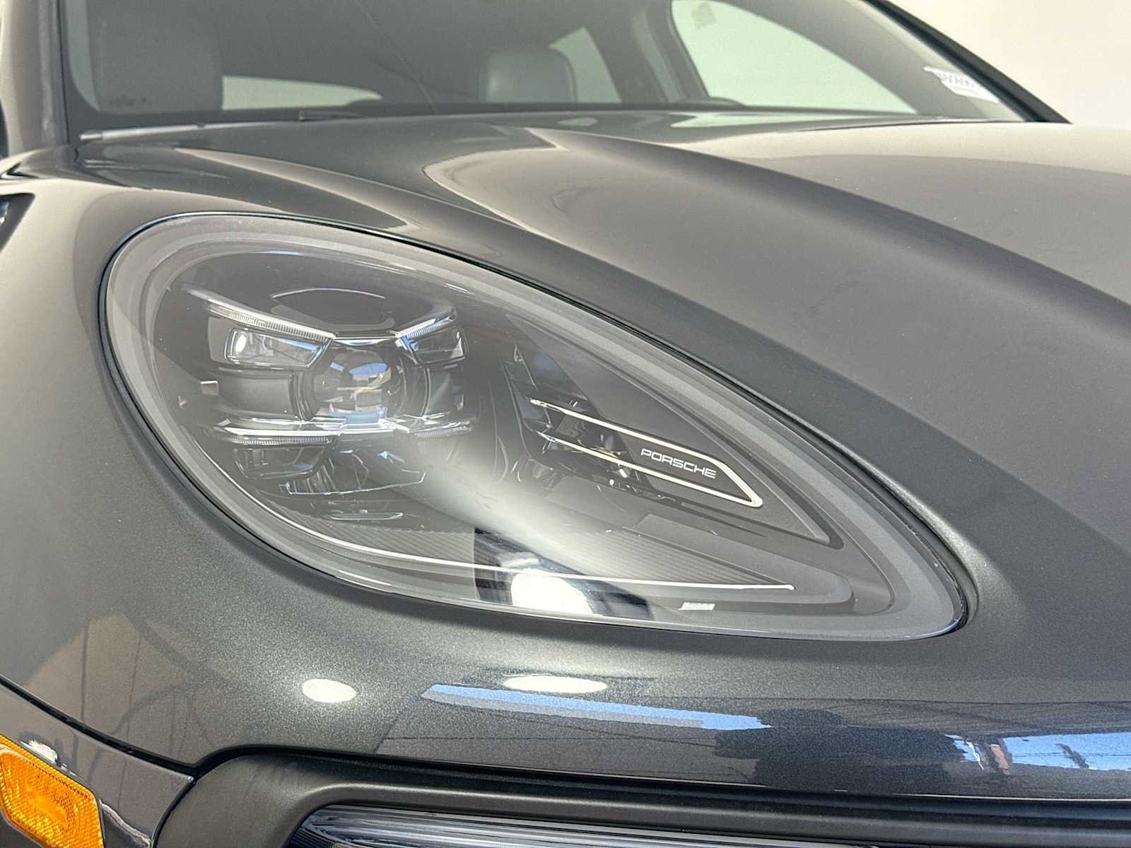 Used 2022 Porsche Macan S image 43