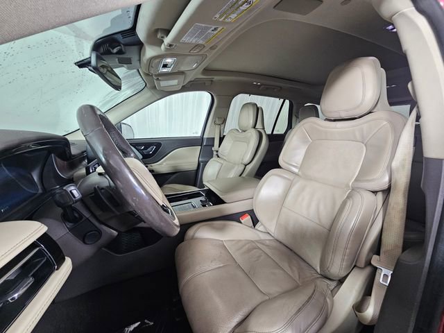 Used 2020 Lincoln Aviator Reserve w/ Equipment Group 201A image 25