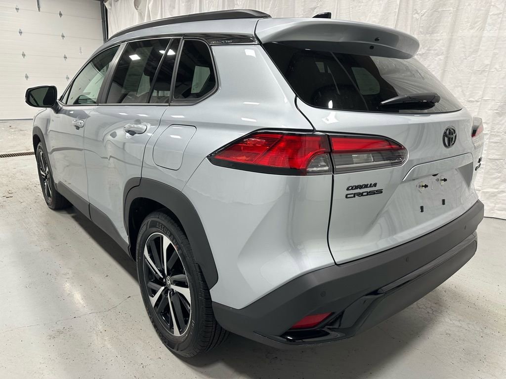 Used 2025 Toyota Corolla Cross XSE w/ Convenience Package image 5