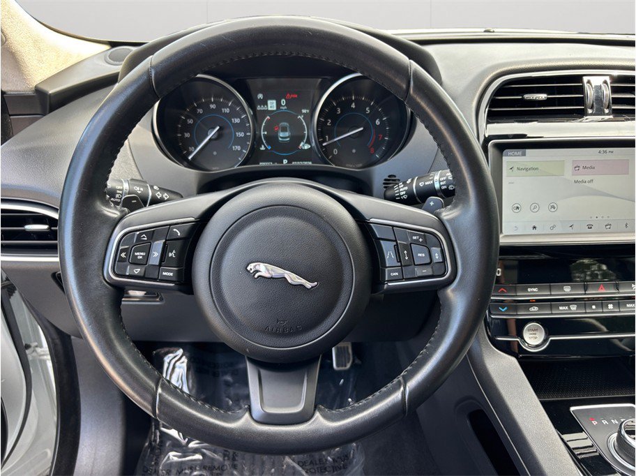 Used 2019 Jaguar F-PACE Premium AWD/4WD image 29