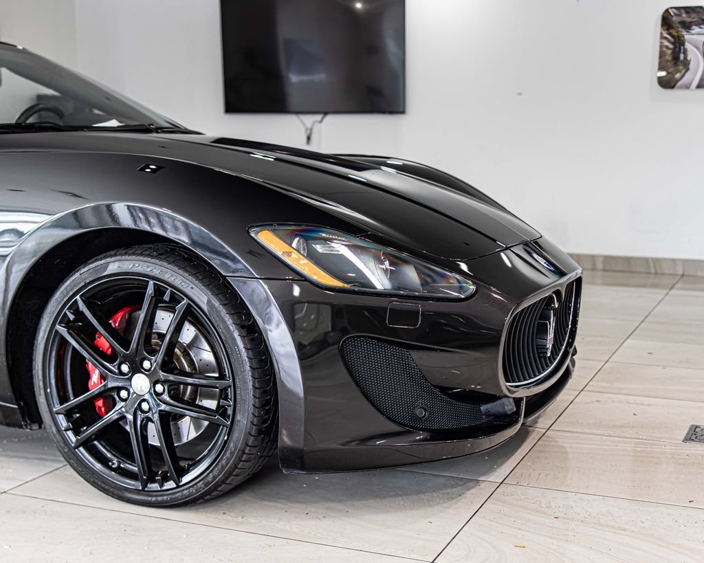Used 2015 Maserati GranTurismo Sport RWD image 3