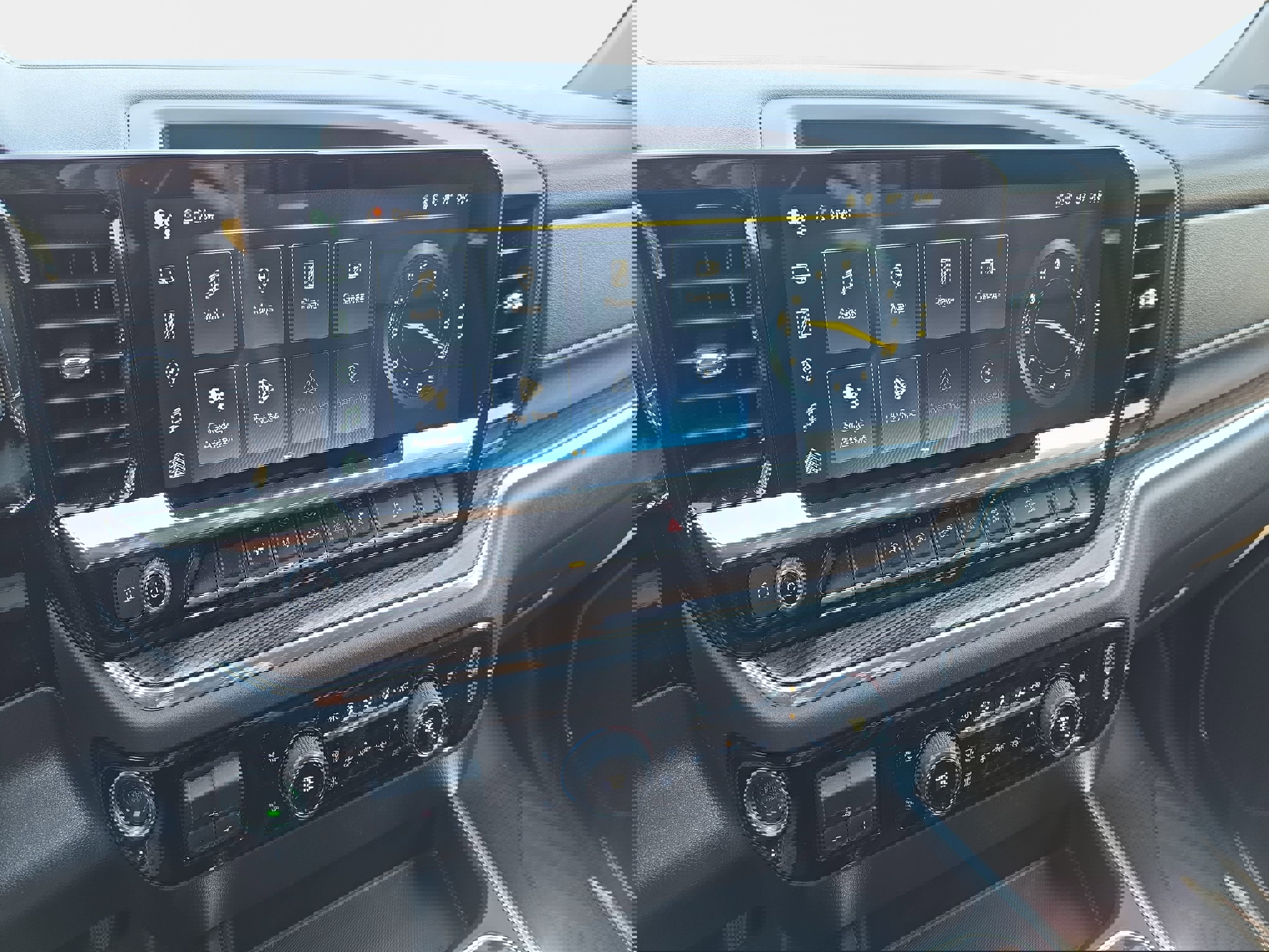 Used 2024 Chevrolet Silverado 1500 LT Trail Boss w/ Convenience Package II image 16