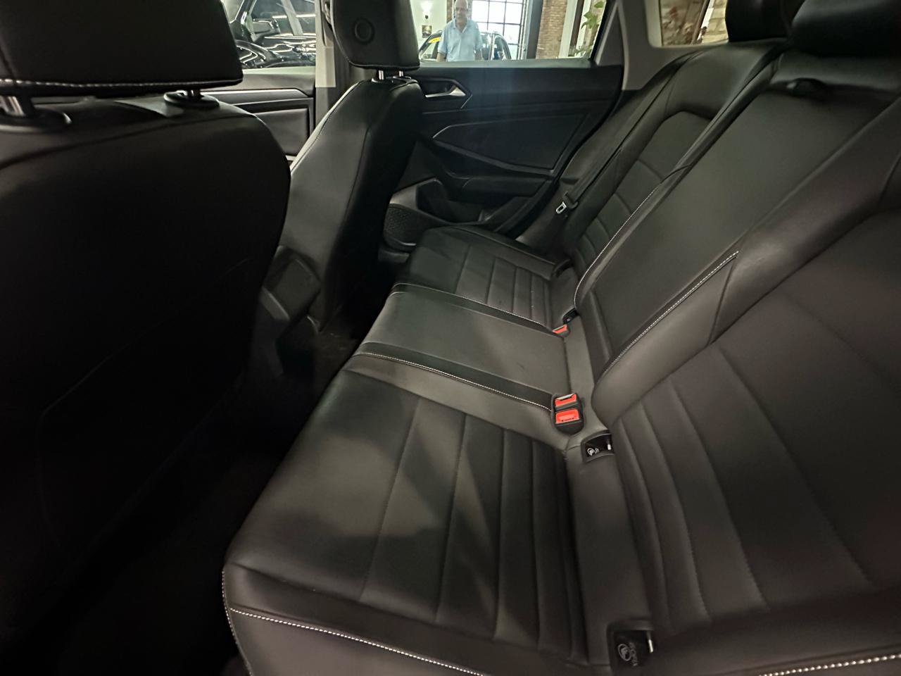 Used 2024 Volkswagen Jetta SE w/ Panoramic Sunroof Package FWD image 16