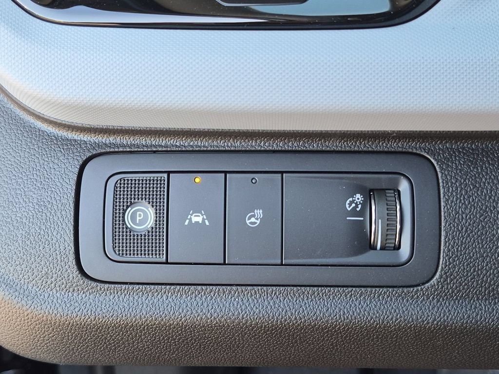 New 2027 Chevrolet Bolt RS w/ Technology Package FWD image 15