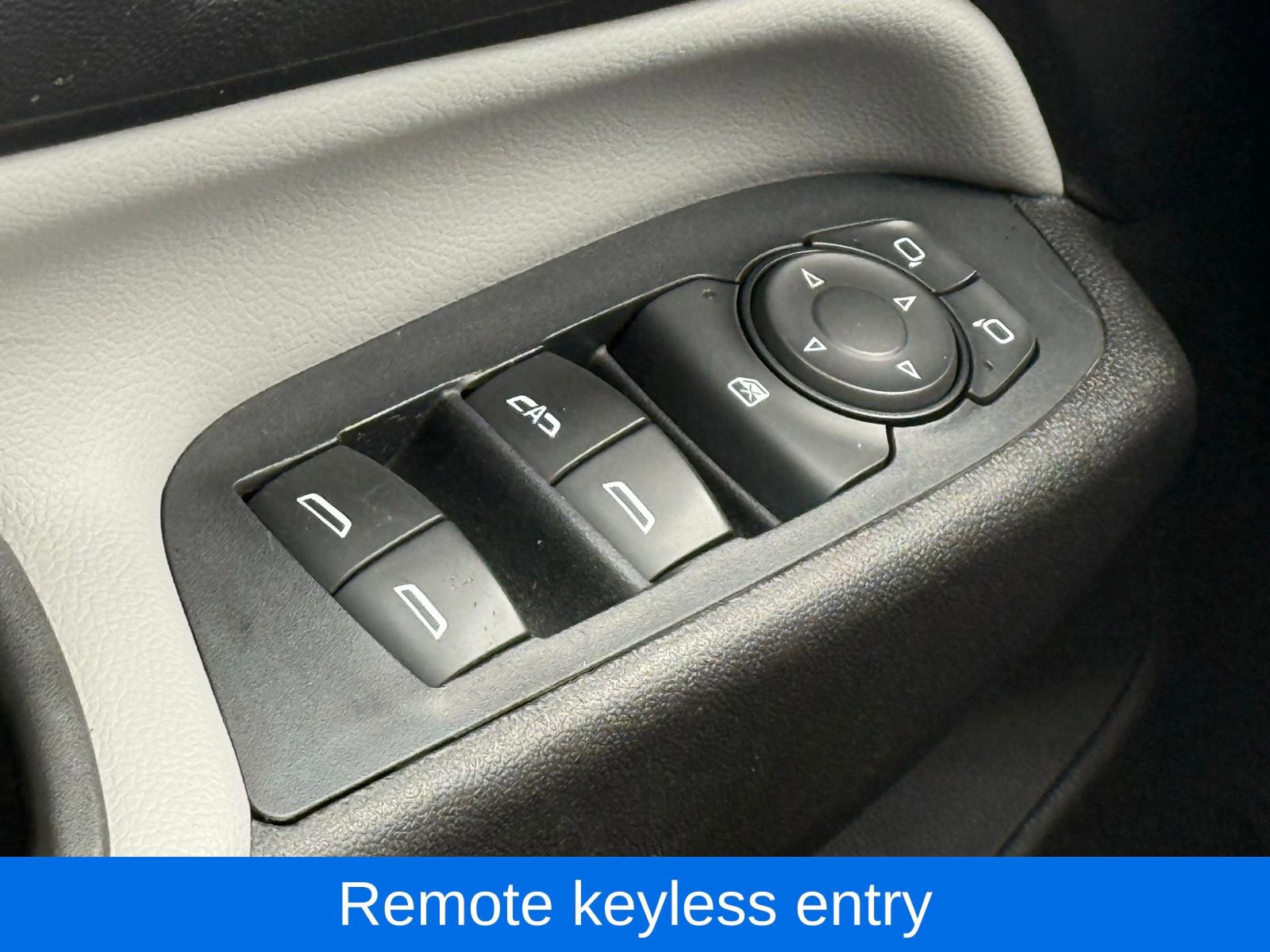 Used 2019 Chevrolet Equinox LT image 31