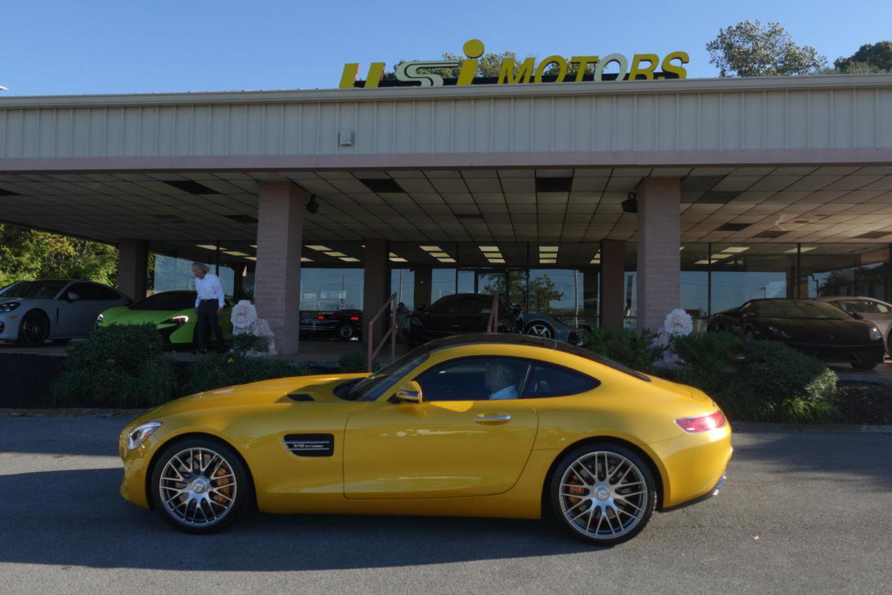 Used 2017 Mercedes-Benz AMG GT Coupe image 4