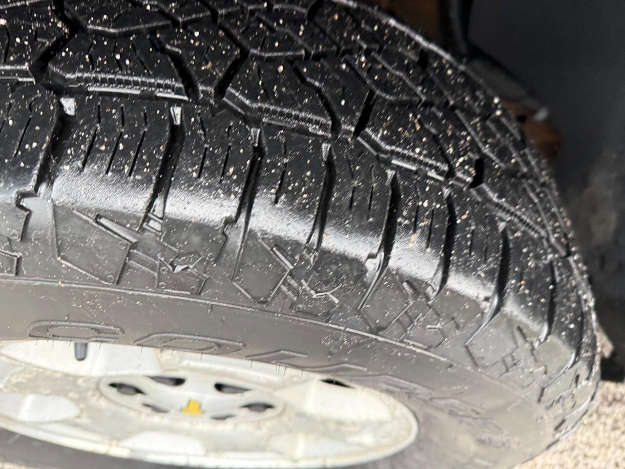 Used 2008 Chevrolet Avalanche LT image 7