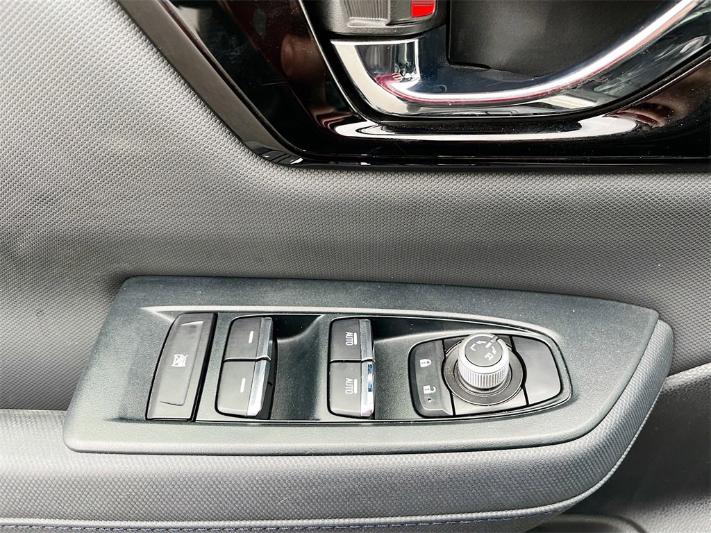 Used 2025 Subaru Forester Limited w/ Popular Package #2 image 18