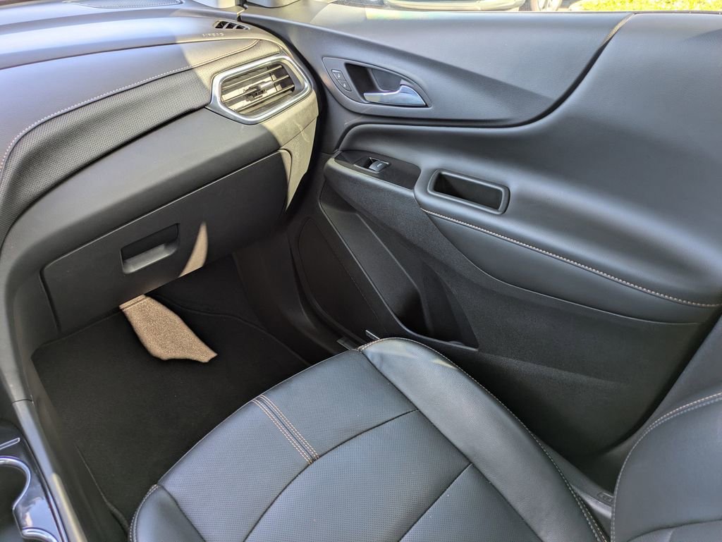 Used 2022 Chevrolet Equinox Premier image 15
